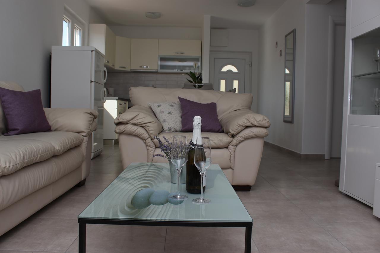 Apartmani Anna Trogir Exterior foto